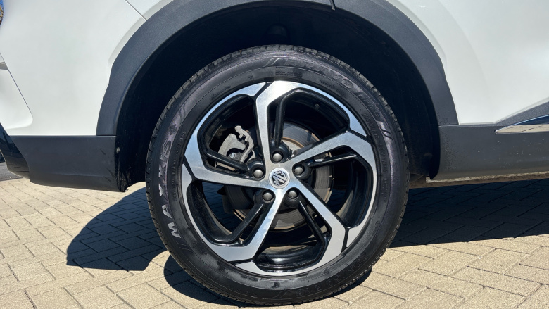 MG HS 1.5 T-GDI PHEV SE 5dr Auto Hatchback